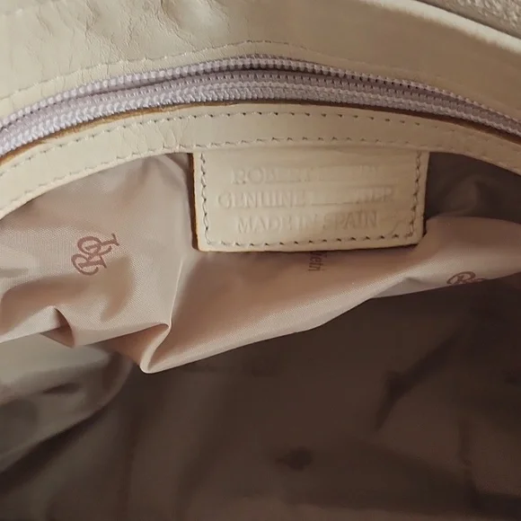 Robert Pietri Excellent Condition Elegant Tan Leather HOBO Shoulder Bag, $125 - Picture 13 of 14